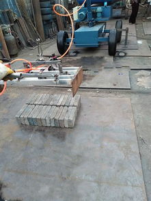 水泥磚廠上車機 高效生產(chǎn)與建筑砌塊銷售的關(guān)鍵環(huán)節(jié)